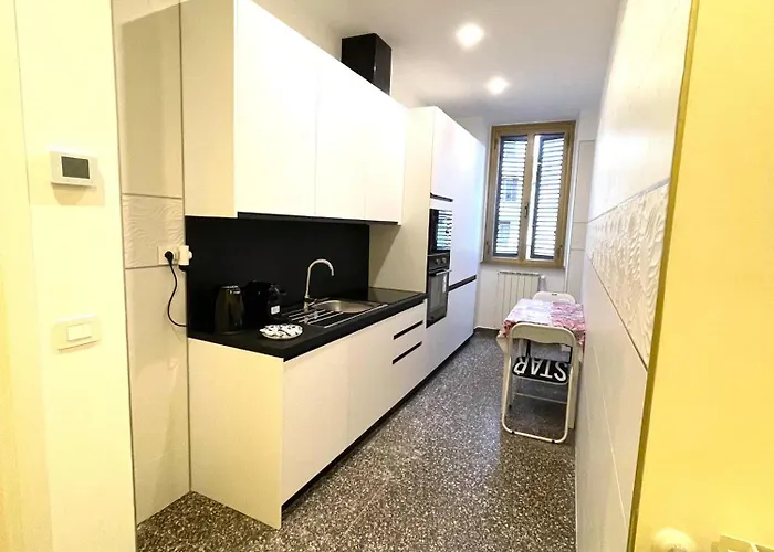 Royal Golden House-tuscolana Apartment *