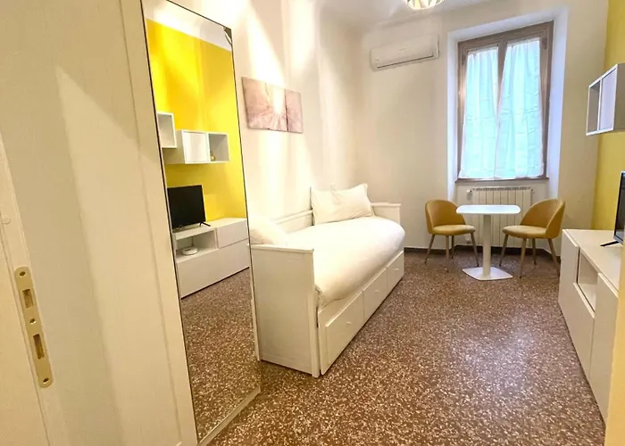 Royal Golden House-tuscolana Apartment *