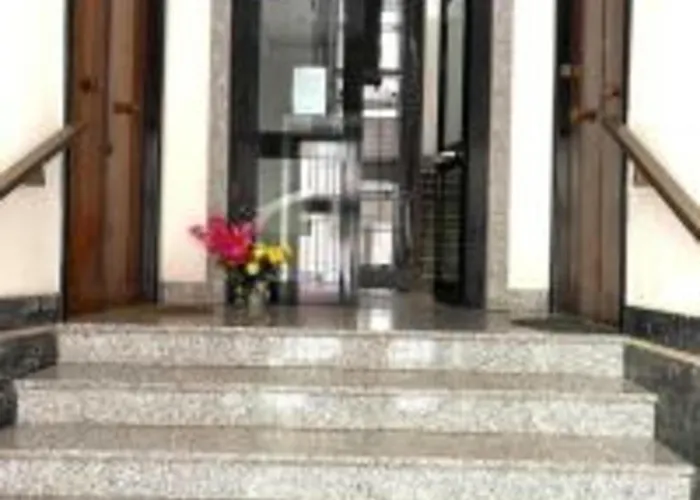 Royal Golden House-tuscolana Apartment